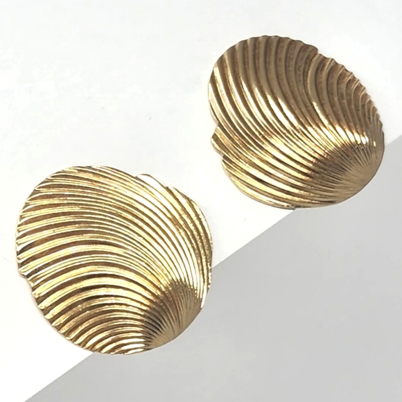 Christian Dior Vintage Earrings - Picture 3 of 11